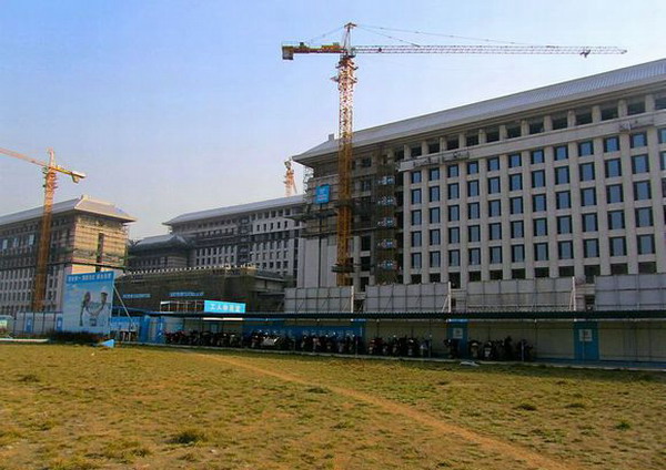【合肥濱湖中心省.辦公大樓項目】采用淞江橡膠接頭